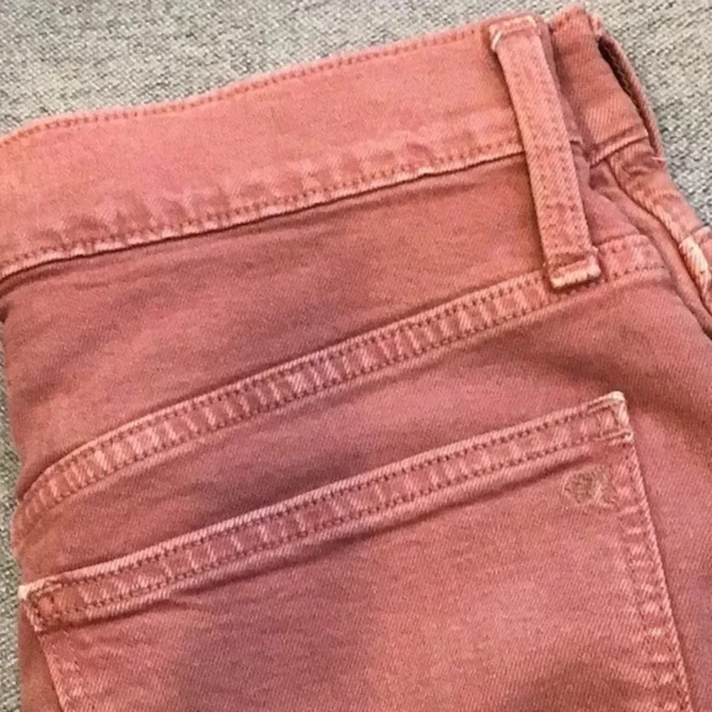 Madewell | The Mom Jean Garment Dye Edition Rose Size 27